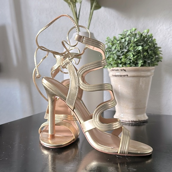 Express Shoes - Express Brand Women’s Gold Lace Up High Heel - Size 6